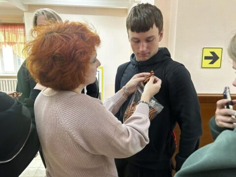 Студенты Егорьевска присоединились к патриотической акции «Георгиевская ленточка» новости Егорьевск 